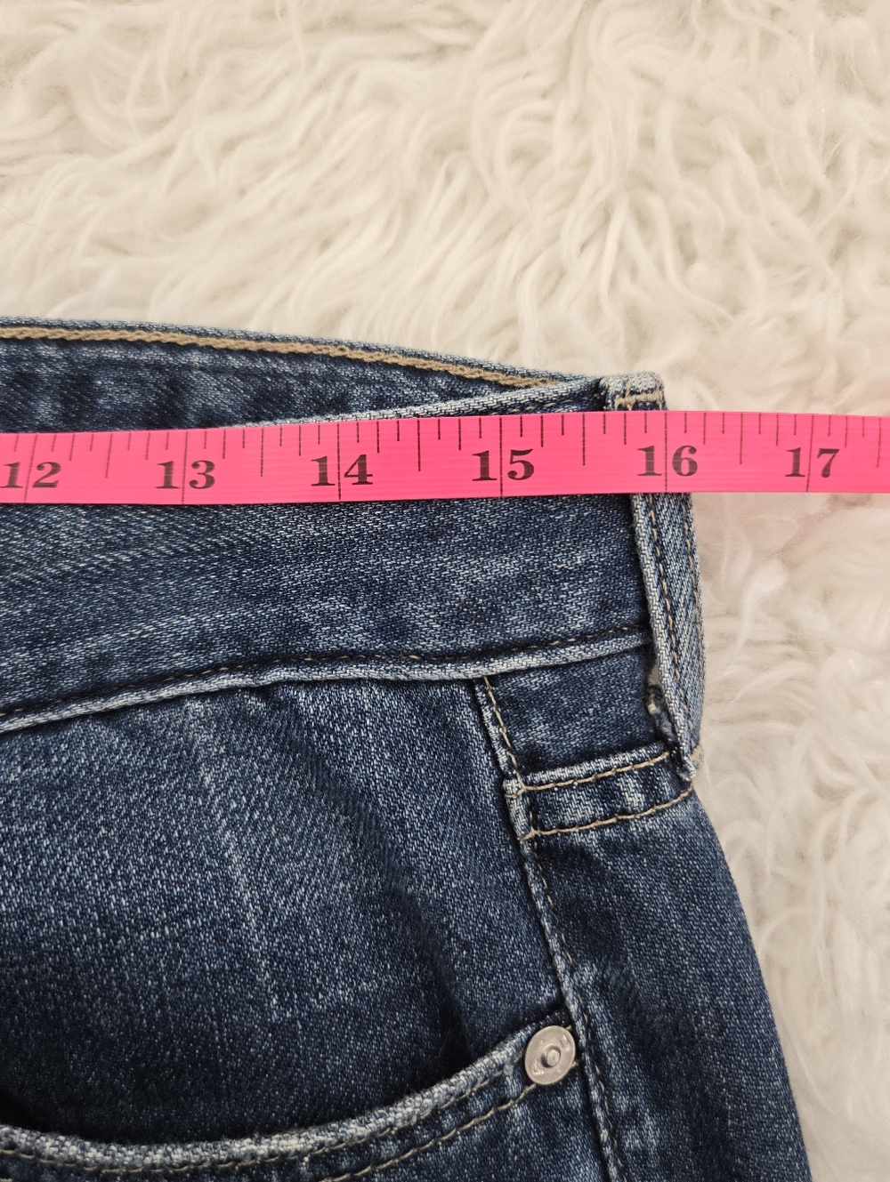 AG Adriano Goldschmied The Piper Crop Sluchy Slim Crop style. Size 28. - Picture 4 of 9